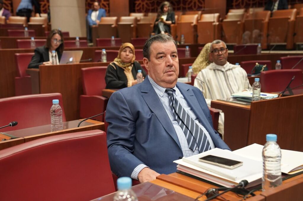 السنتيسي: الحكومة فجهة وحنا فجهة