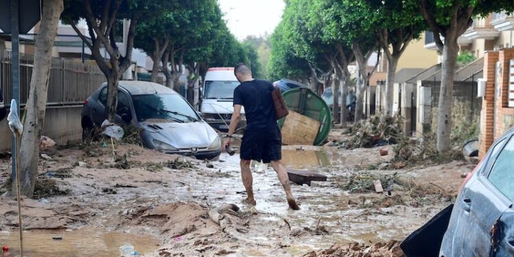 بيدرو سانشيز يشكر المغرب على تقديمه المساعدة لضحايا الفيضانات