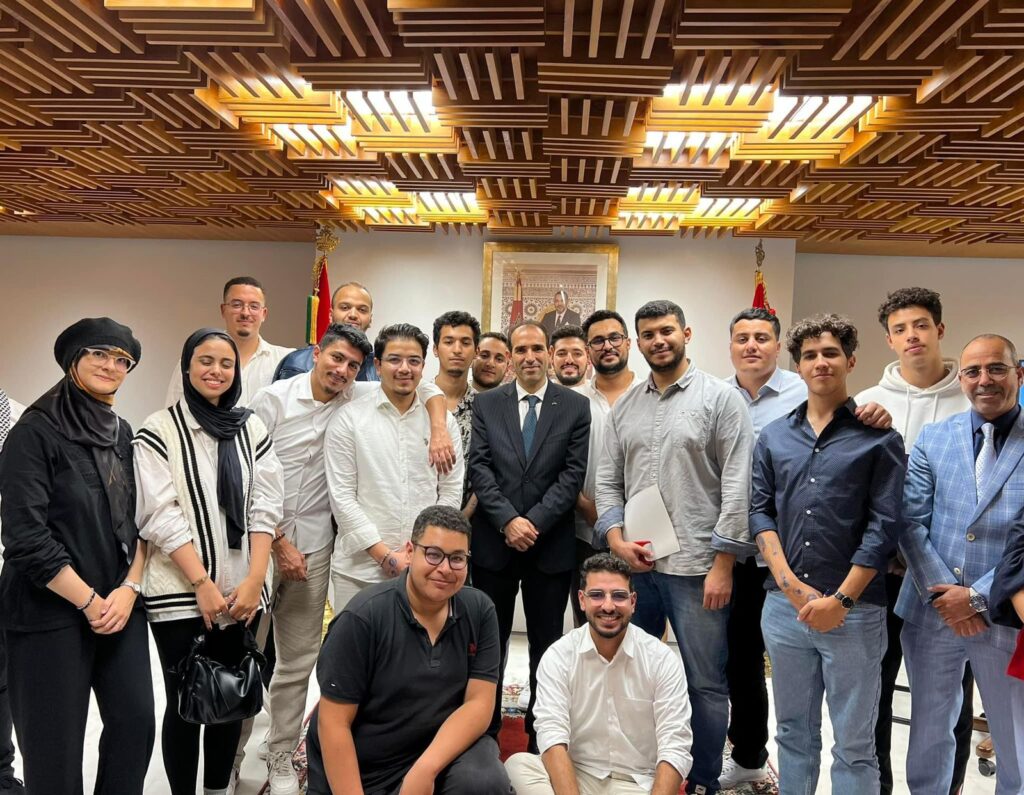 بعد إعفاء وزيري التعليم والصحة.. اتفاق نهائي بين طلبة الطب والحكومة ينهي شهورا من الإضرابات