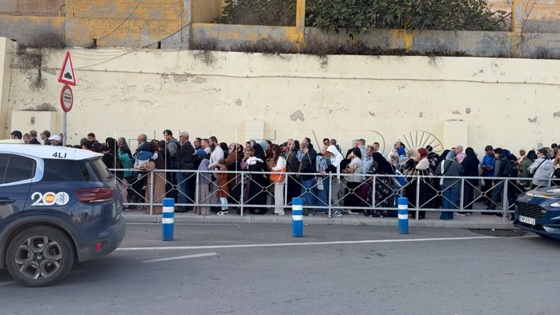 طوابير في مدخل سبتة المحتلة